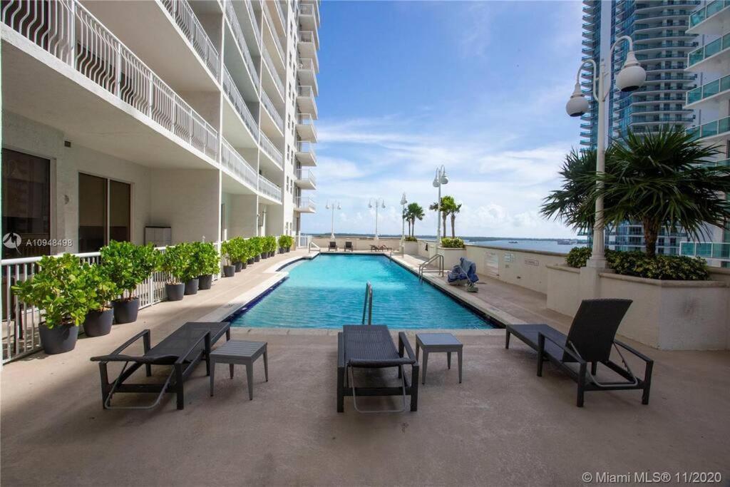 Appartement Luxurious Private Unit With Parking à Miami Extérieur photo