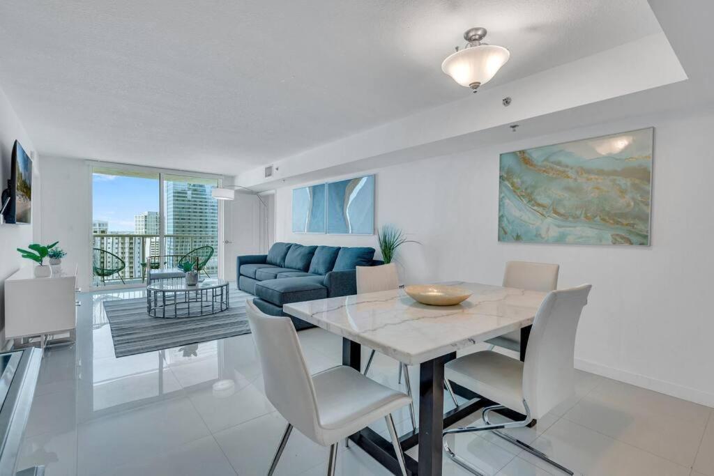 Appartement Luxurious Private Unit With Parking à Miami Extérieur photo